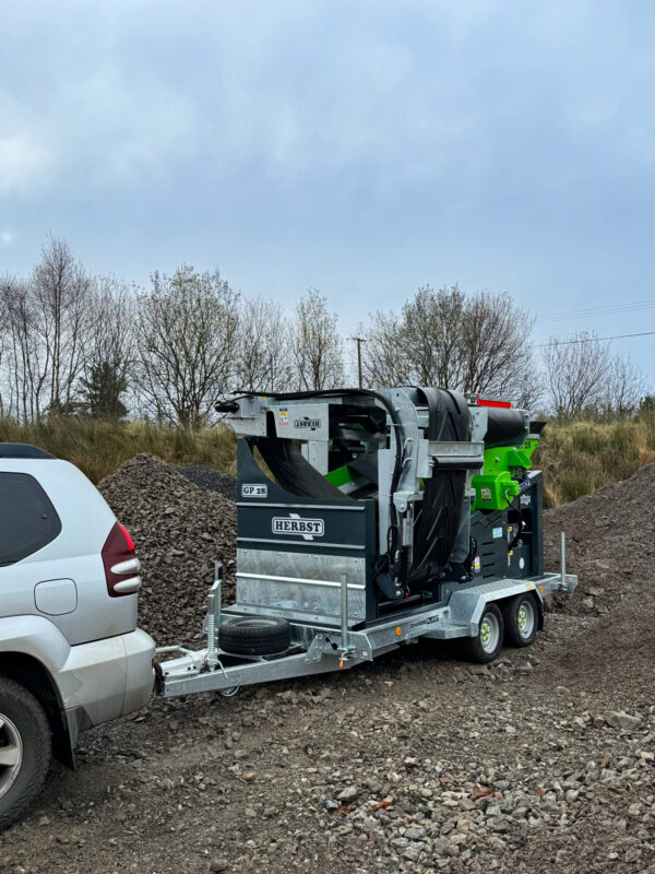 Herbst Compac GP28 Screener