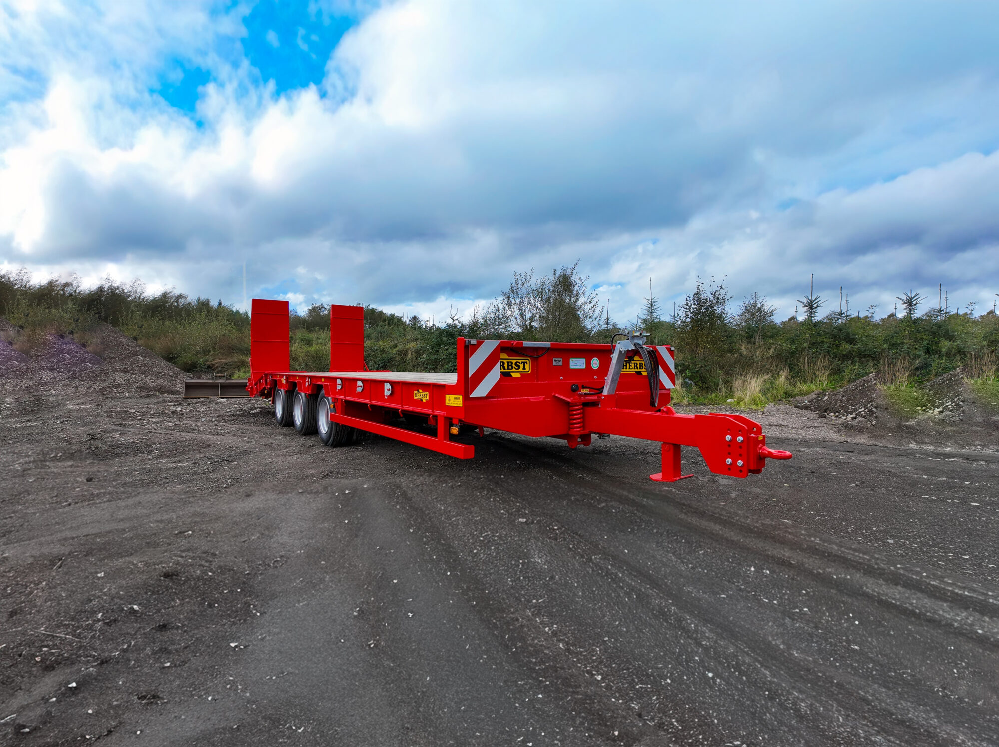 33T GROSS LOW LOADER