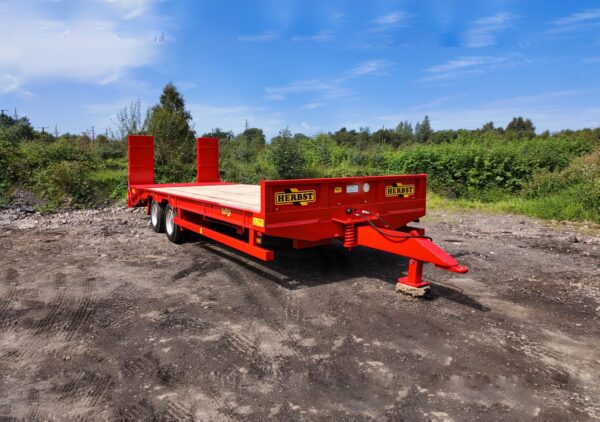 19T GROSS LOW LOADER