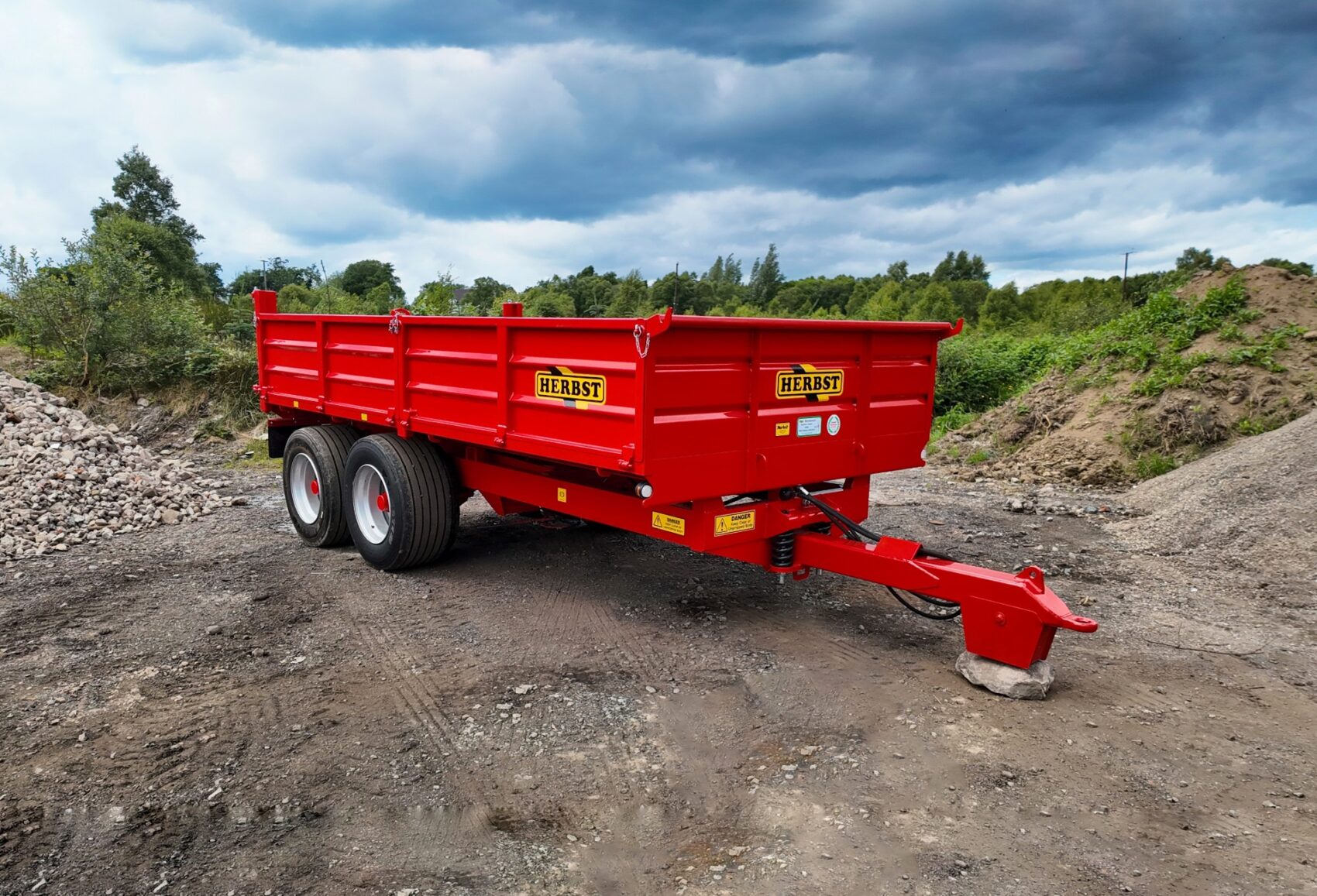 10T DROP SIDE (14’ x 7’6”) PLANT VERSION